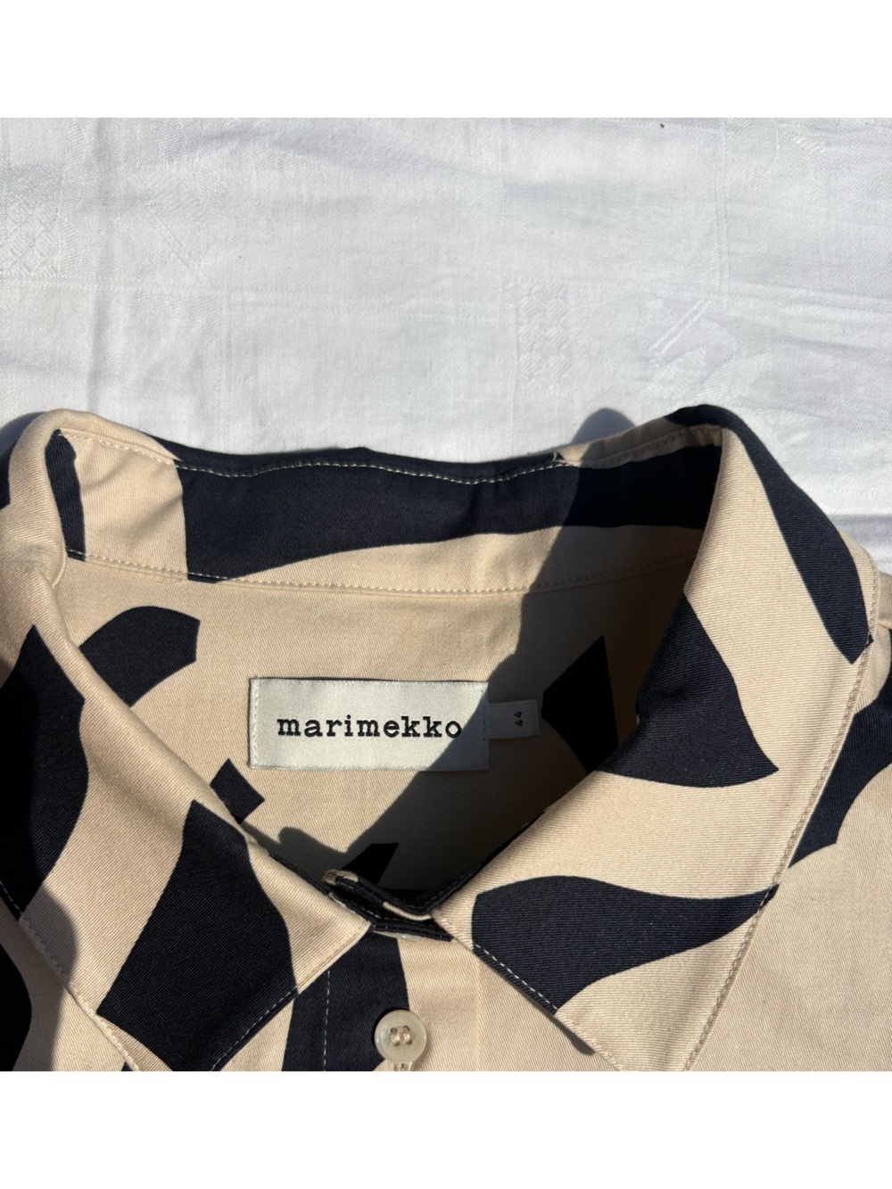 Marimekko Black and Cream Josat Joonas Graphic Button-Up Shirt - Picture 3 of 7